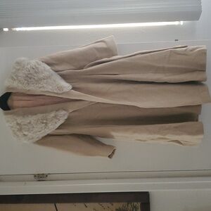 Vintage Mid-Century Beige Wool with  Fur Collar Coat